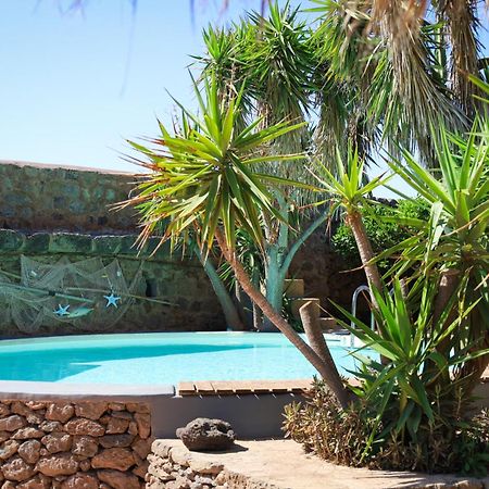 Cactus B&B Le Casette Di Marilena Пантелерия Екстериор снимка
