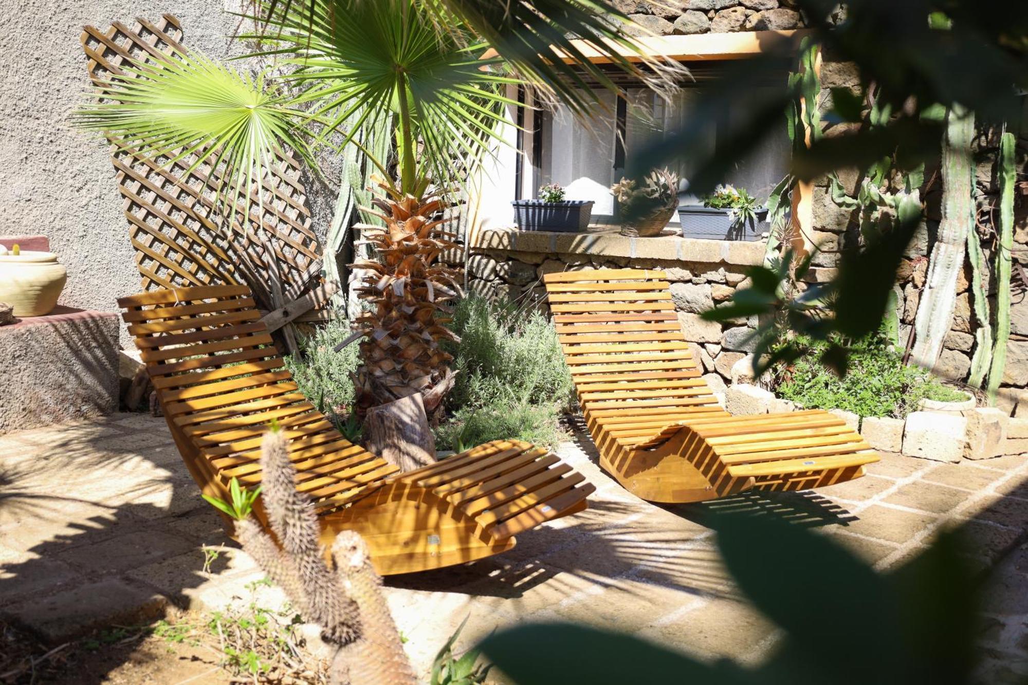 Cactus B&B Le Casette Di Marilena Пантелерия Екстериор снимка